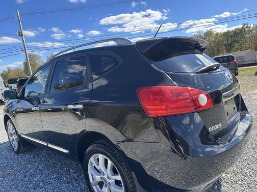 2013 Nissan Rogue SV w/SL Pkg
