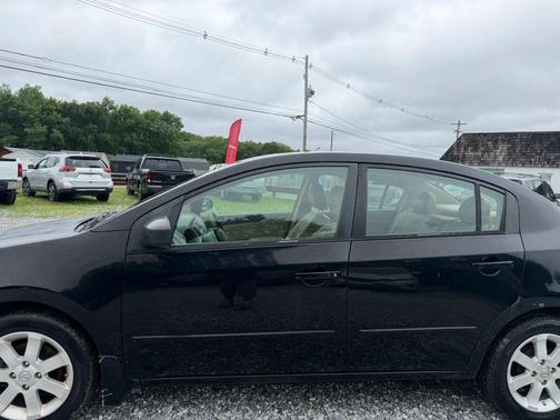 Black 2007 Nissan Sentra SL Sedan 4D