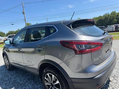 Gun Metallic 2020 Nissan Rogue Sport S