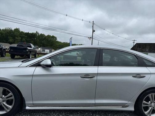2019 Hyundai SONATA Sport