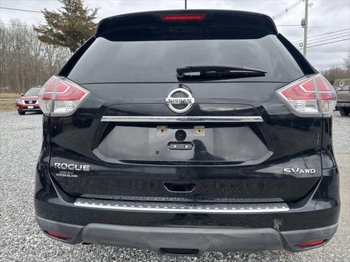 2016 Nissan Rogue SV