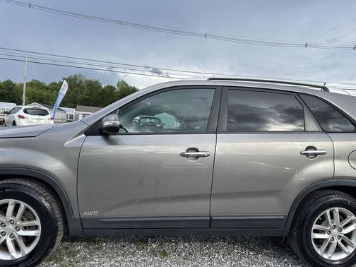 2015 Kia Sorento LX