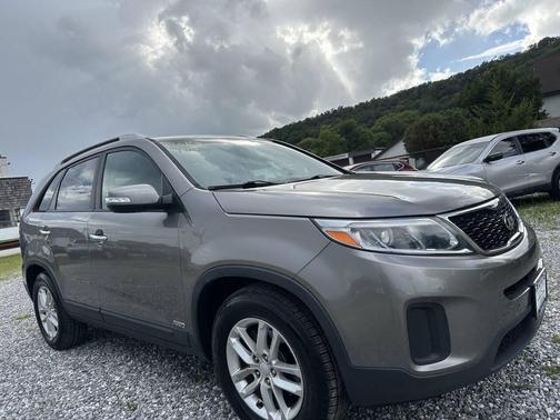 2015 Kia Sorento LX