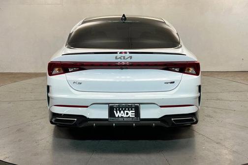 Glacial White Pearl 2022 Kia K5 GT-Line