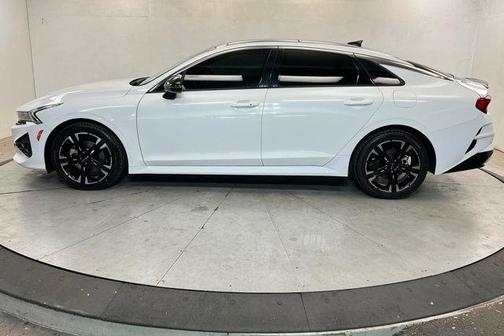 Glacial White Pearl 2022 Kia K5 GT-Line