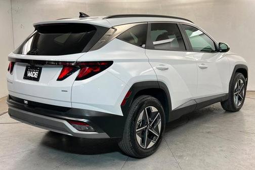 Serenity White Pearl 2025 Hyundai TUCSON SEL
