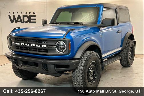 VELOCITY BLUE METALLIC 2021 Ford Bronco Black Diamond
