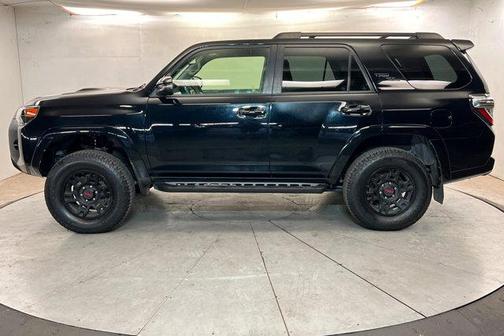 Midnight Black Metallic 2018 Toyota 4Runner TRD Off Road Premium