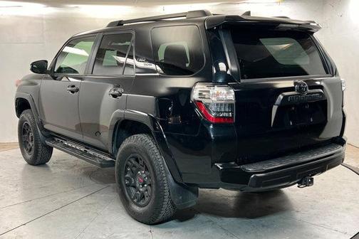 Midnight Black Metallic 2018 Toyota 4Runner TRD Off Road Premium