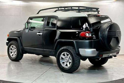 2014 Toyota FJ Cruiser Base
