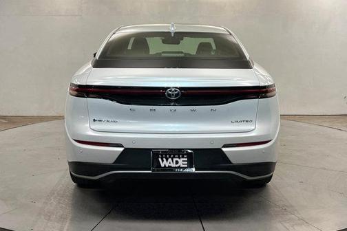Oxygen White 2026 Toyota Crown Limited