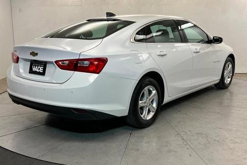 Summit White 2024 Chevrolet Malibu 1LS