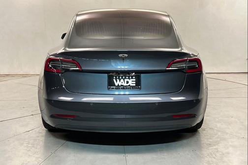 Midnight Silver Metallic 2018 Tesla Model 3 Long Range