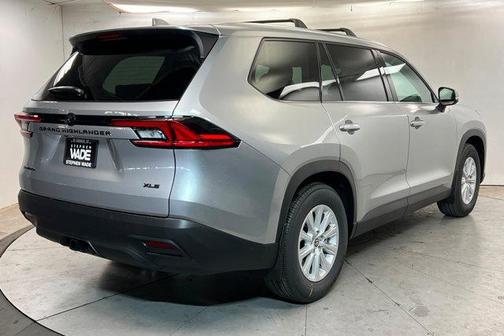 Celestial Silver Metallic 2026 Toyota Grand Highlander Hybrid XLE