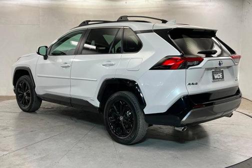 2023 Toyota RAV4 Hybrid SE