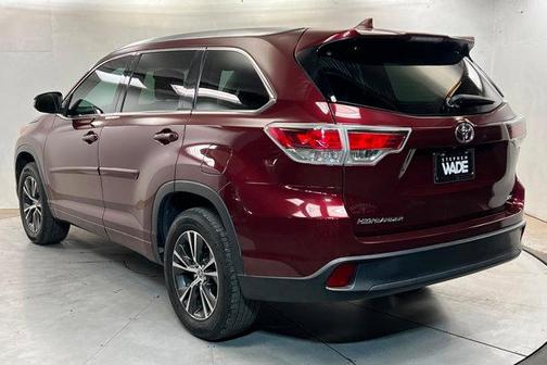 Ooh La La Rouge Mica 2016 Toyota Highlander XLE