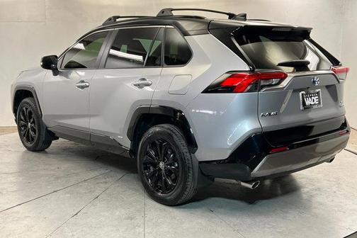 2024 Toyota RAV4 Hybrid SE