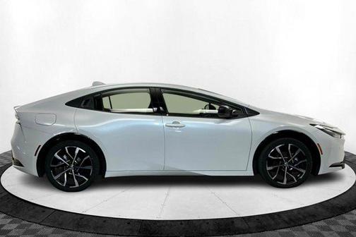 2025 Toyota Prius Plug-In Hybrid XSE