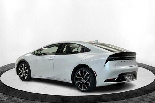 2025 Toyota Prius Plug-In Hybrid XSE