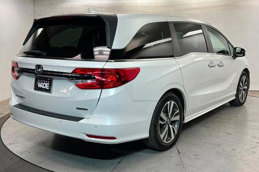 Platinum White Pearl 2022 Honda Odyssey Touring