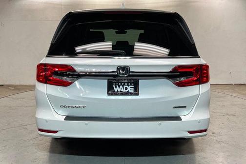 Platinum White Pearl 2022 Honda Odyssey Touring
