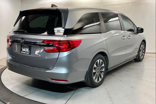 Lunar Silver Metallic 2024 Honda Odyssey EX-L