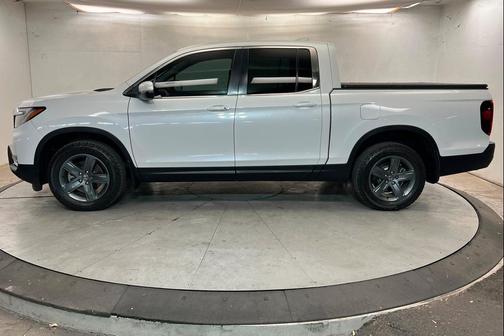 Platinum White Pearl 2023 Honda Ridgeline RTL
