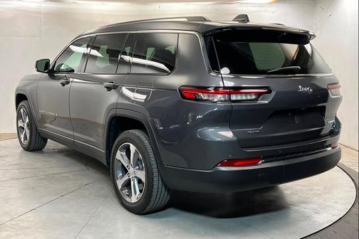 Baltic Gray Metallic Clearcoat 2023 Jeep Grand Cherokee L Limited