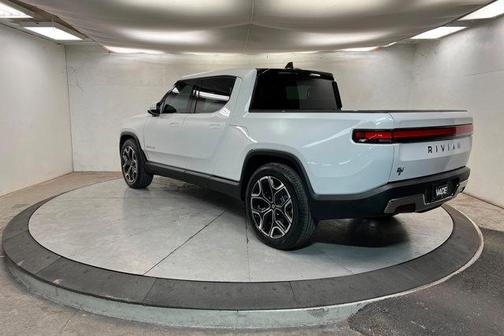 2024 Rivian R1T Adventure