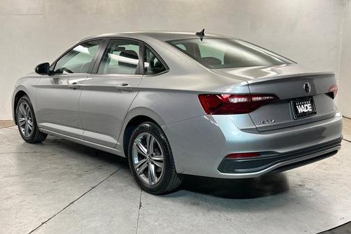 Pyrite Silver Metallic 2024 Volkswagen Jetta 1.5T SE