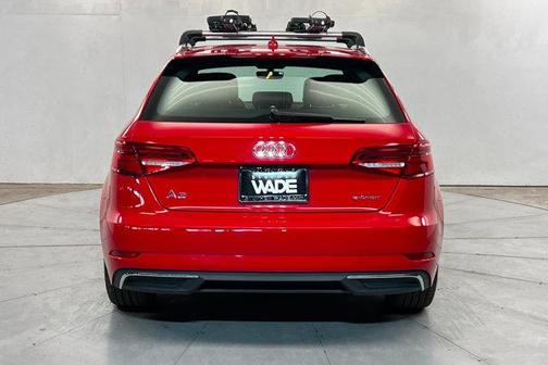 Tango Red Metallic 2017 Audi A3 e-tron 1.4T Premium