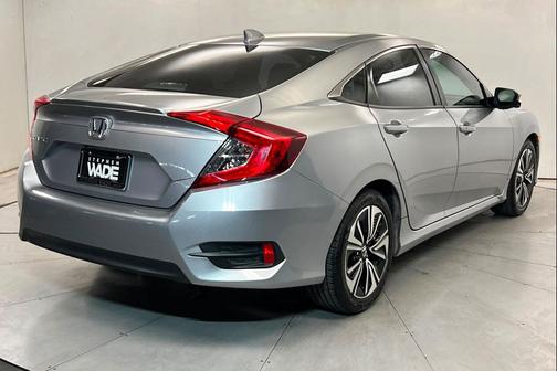 Lunar Silver Metallic 2016 Honda Civic EX-L