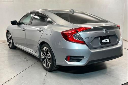 Lunar Silver Metallic 2016 Honda Civic EX-L