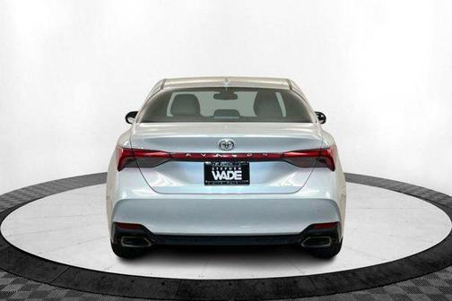 2019 Toyota Avalon XLE