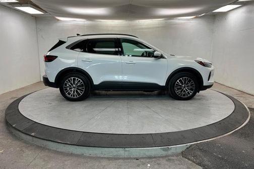 2025 Ford Escape PHEV Base