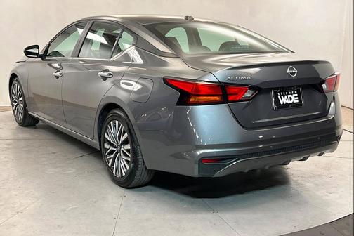 Gun Metallic 2025 Nissan Altima SV FWD