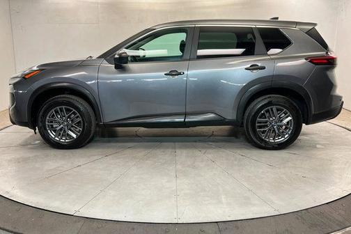 Gun Metallic 2024 Nissan Rogue S