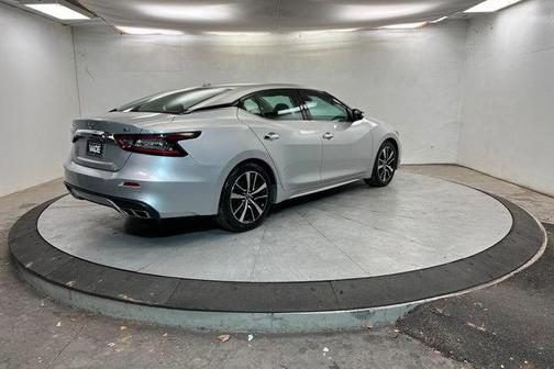 2023 Nissan Maxima SV