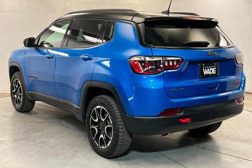 Hydro Blue Pearlcoat 2025 Jeep Compass Trailhawk