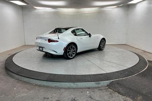 2022 Mazda MX-5 Miata RF Grand Touring