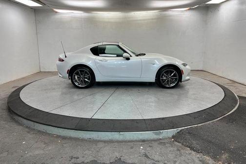 2022 Mazda MX-5 Miata RF Grand Touring