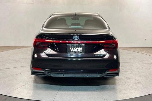 Opulent Amber 2019 Toyota Avalon Hybrid Limited