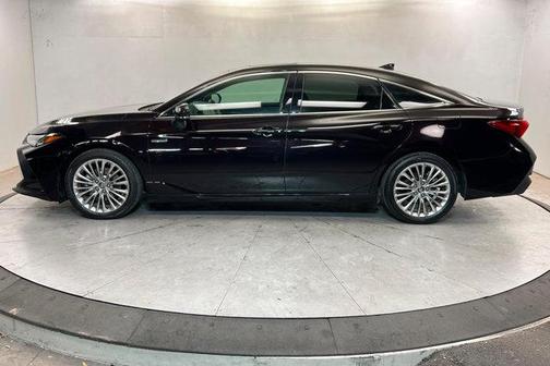 Opulent Amber 2019 Toyota Avalon Hybrid Limited
