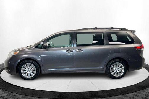 2014 Toyota Sienna XLE