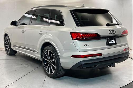 Vicuna Beige Metallic 2023 Audi Q7 55 Premium Plus