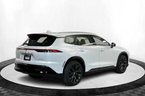 2025 Toyota Crown Signia Limited