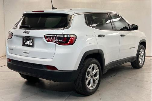 Bright White Clearcoat 2025 Jeep Compass Sport