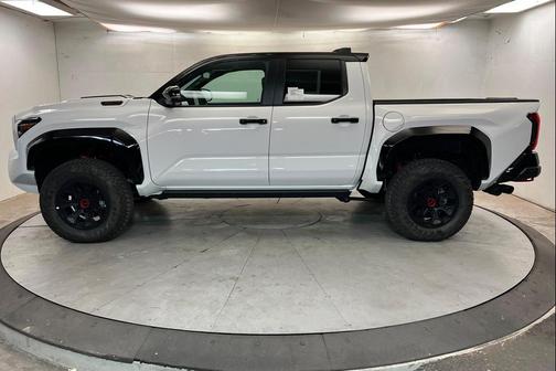 Ice Cap w/Black Roof 2026 Toyota Tacoma Hybrid TRD Pro