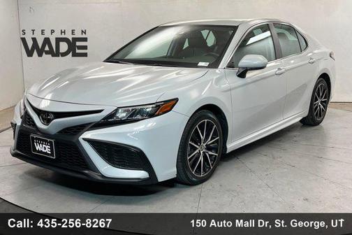 Ice Edge 2023 Toyota Camry SE