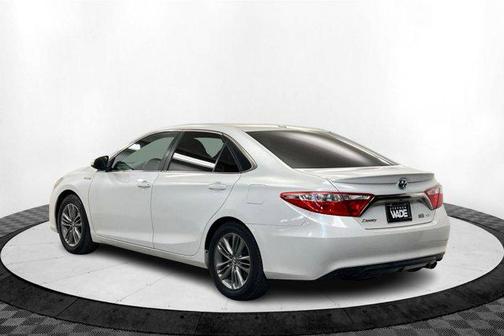2015 Toyota Camry Hybrid SE
